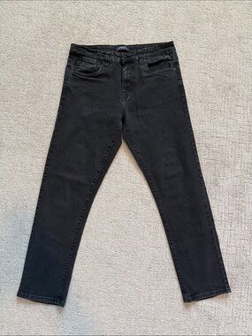 Kenneth Cole Black Straight Fit Jeans - 32x30